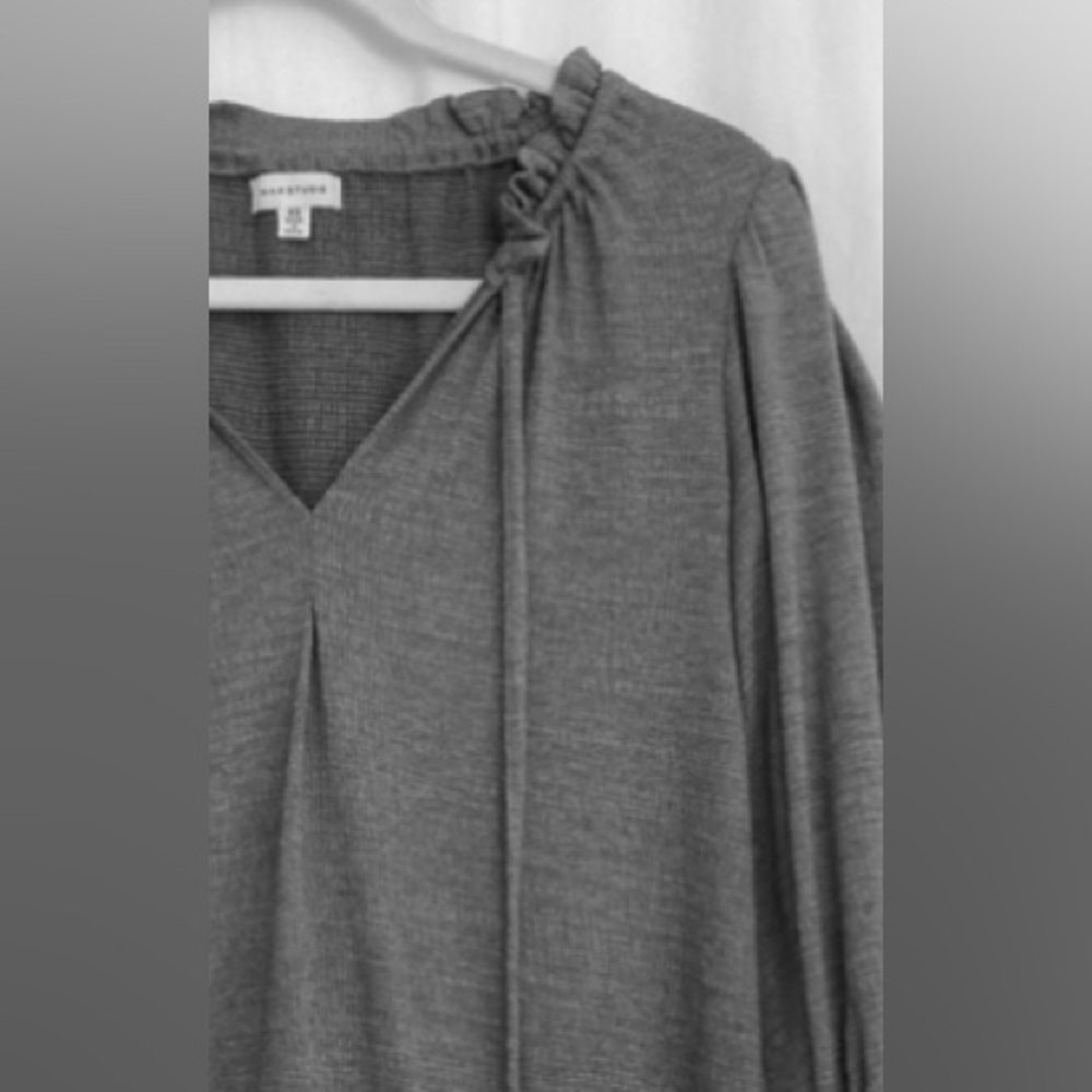 Max Studio Gray Knit Ruffle Tie Neck Dress Size XS Oversized - Picture 3 of 12